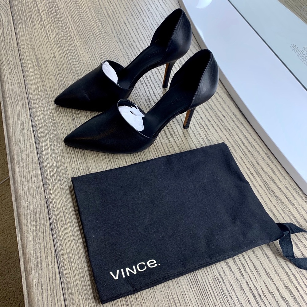 Vince “Claire” leather pump SOLD OUT!